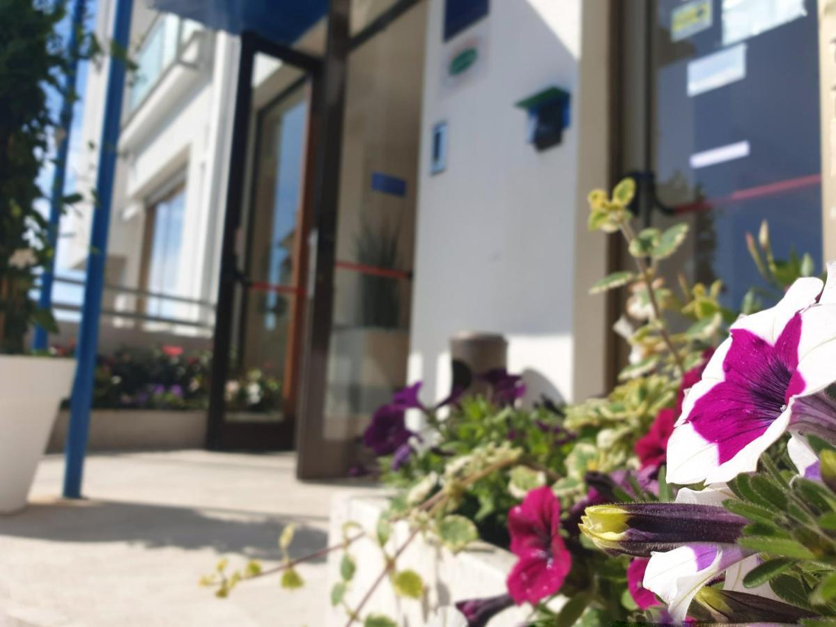Hotel Sorriso Numana Exterior photo