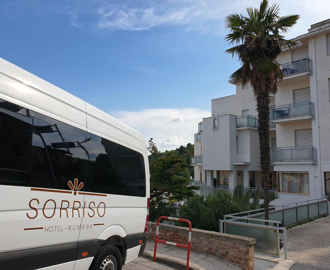 Hotel Sorriso Numana Exterior photo