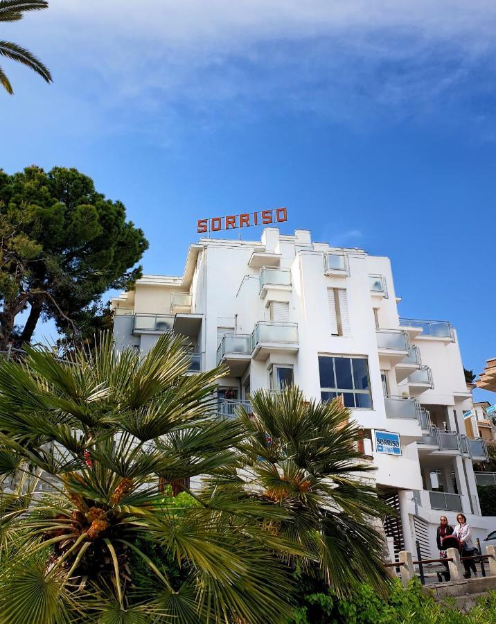 Hotel Sorriso Numana Exterior photo