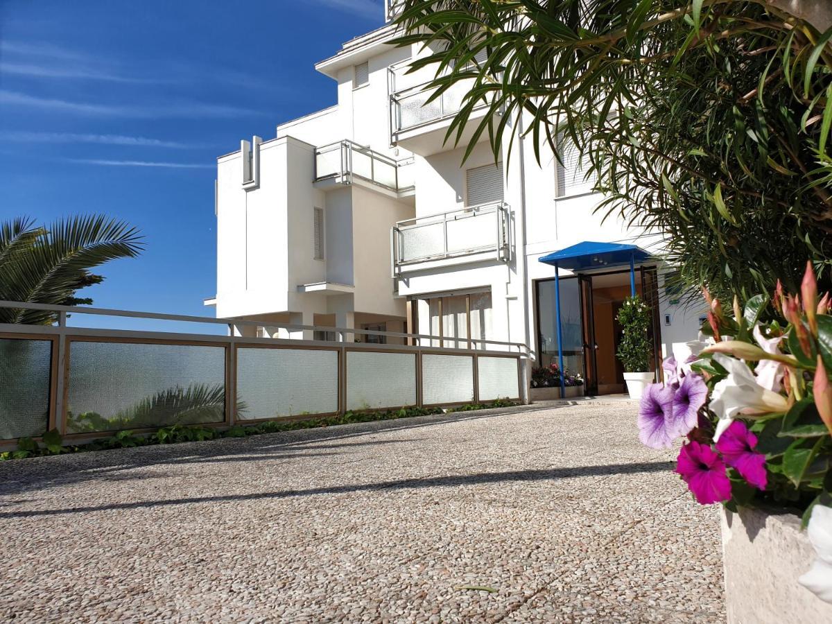 Hotel Sorriso Numana Exterior photo