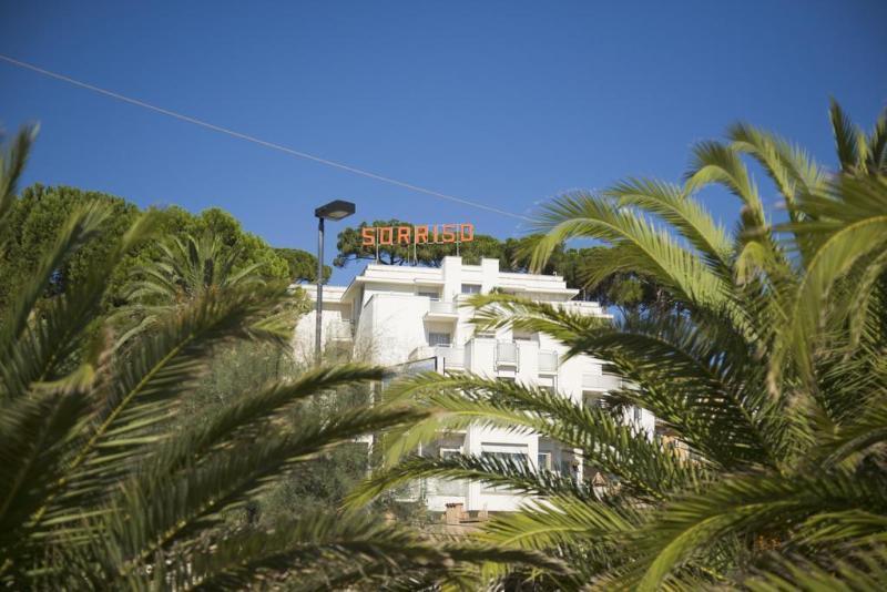 Hotel Sorriso Numana Exterior photo